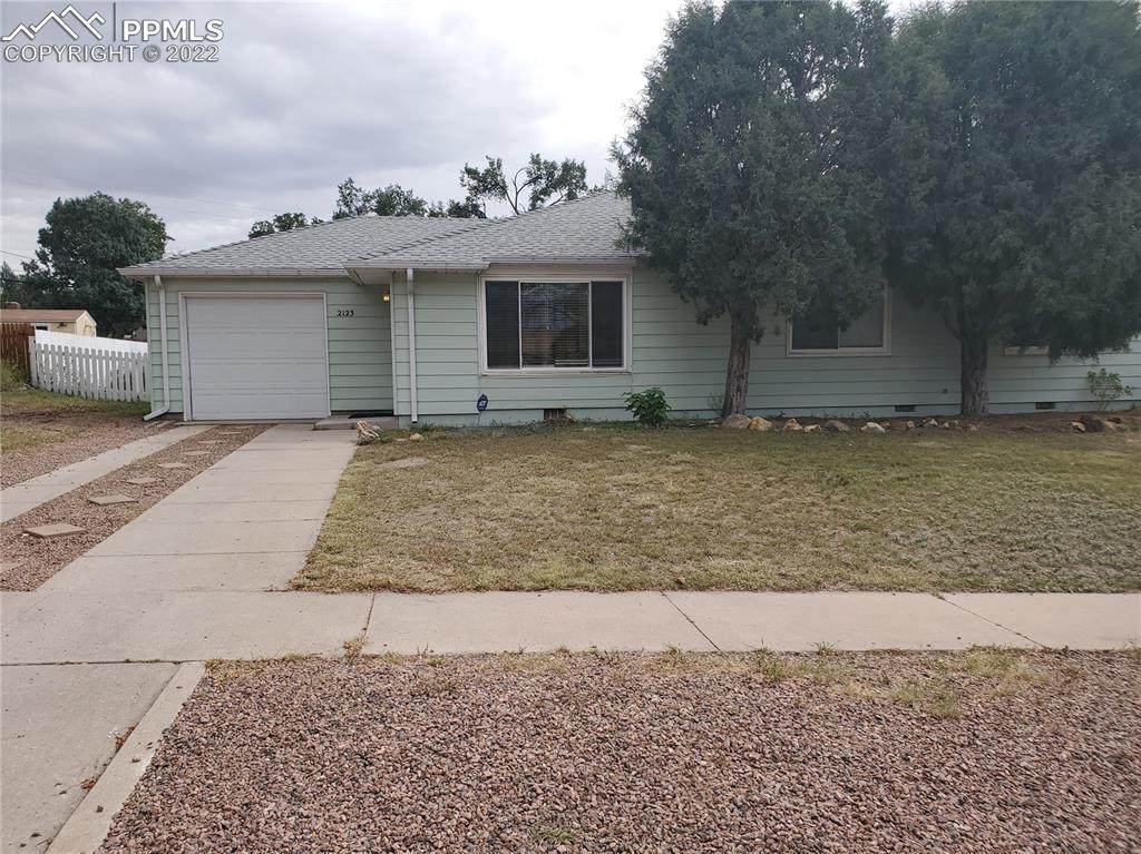2123 Robin Drive - Photo 1