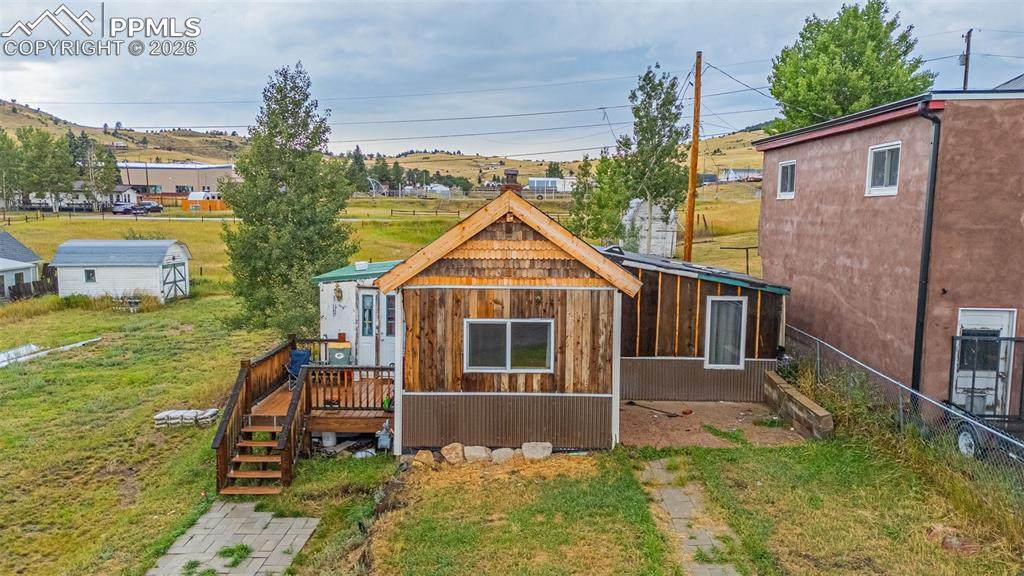 207 Eaton Avenue - Photo 1