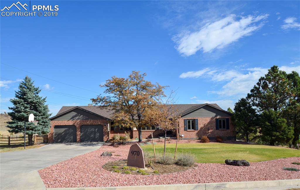 970 Broadview Place - Photo 1