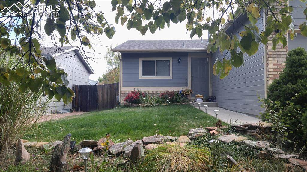 5795 Grapevine Drive - Photo 1