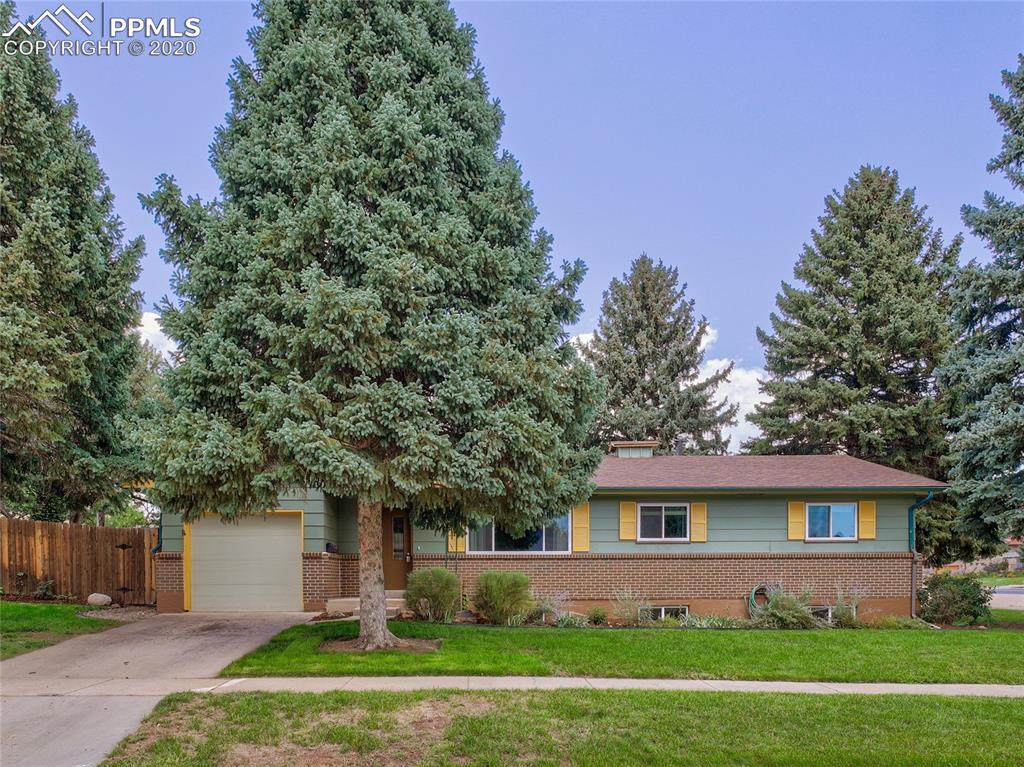 3102 Dent Avenue - Photo 1