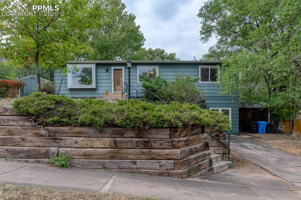 814 Pioneer Lane - Photo 1