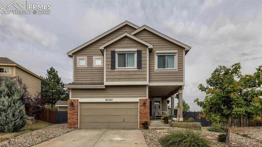 5240 Prairie Grass Lane - Photo 1