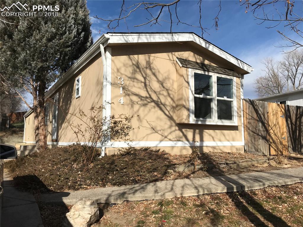 314 Comanche Village Drive - Photo 1