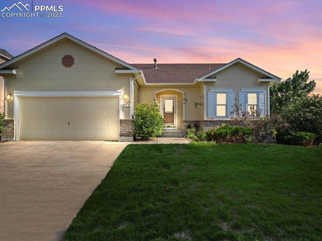 1935 Snowflake Drive - Photo 1