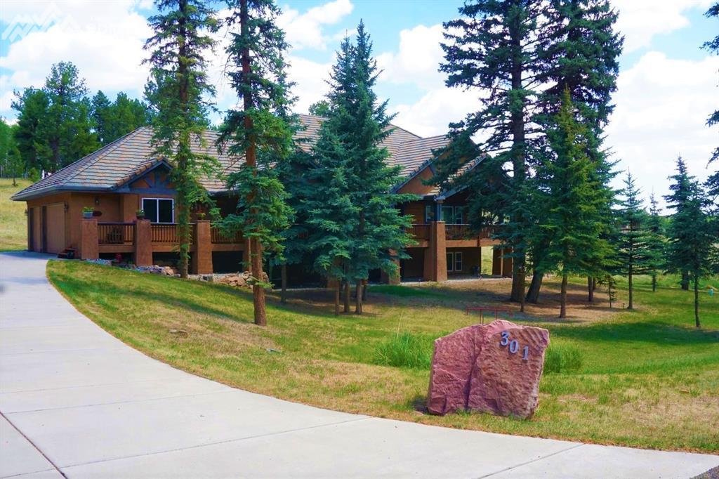 301 Pinaceae Heights - Photo 1