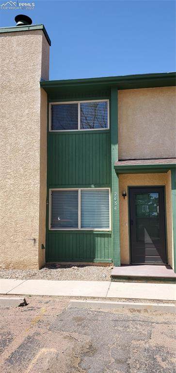 2434 Cherokee Park Place - Photo 1