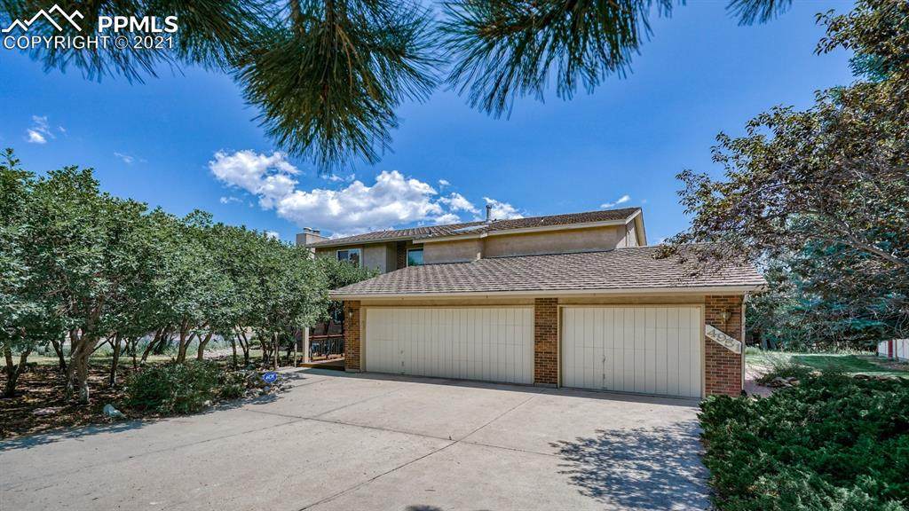4951 Cliff Point Circle - Photo 1