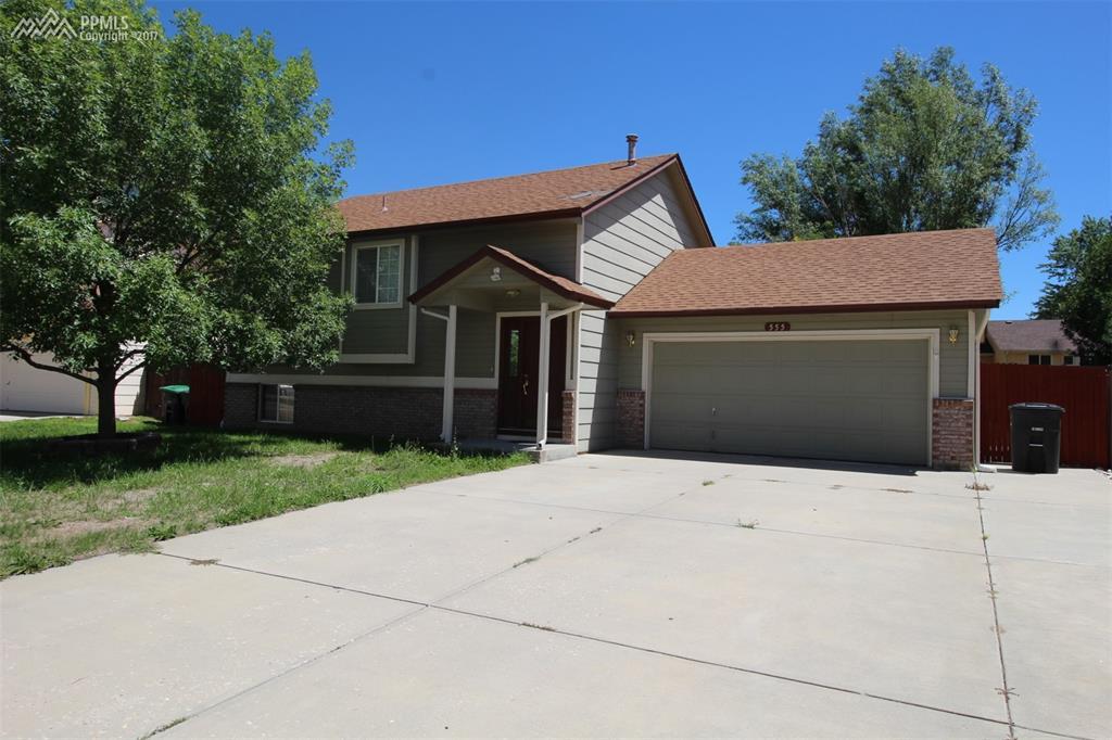 555 Jayton Drive - Photo 1