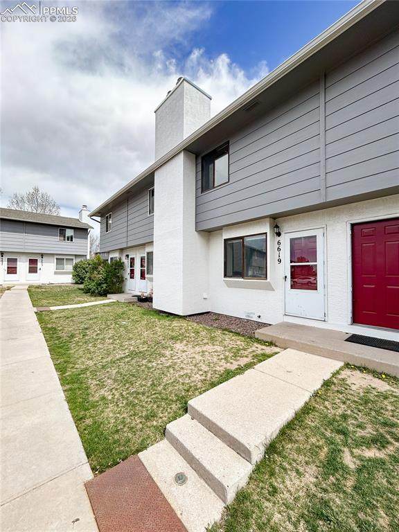 6619 Proud Eagle Court - Photo 1