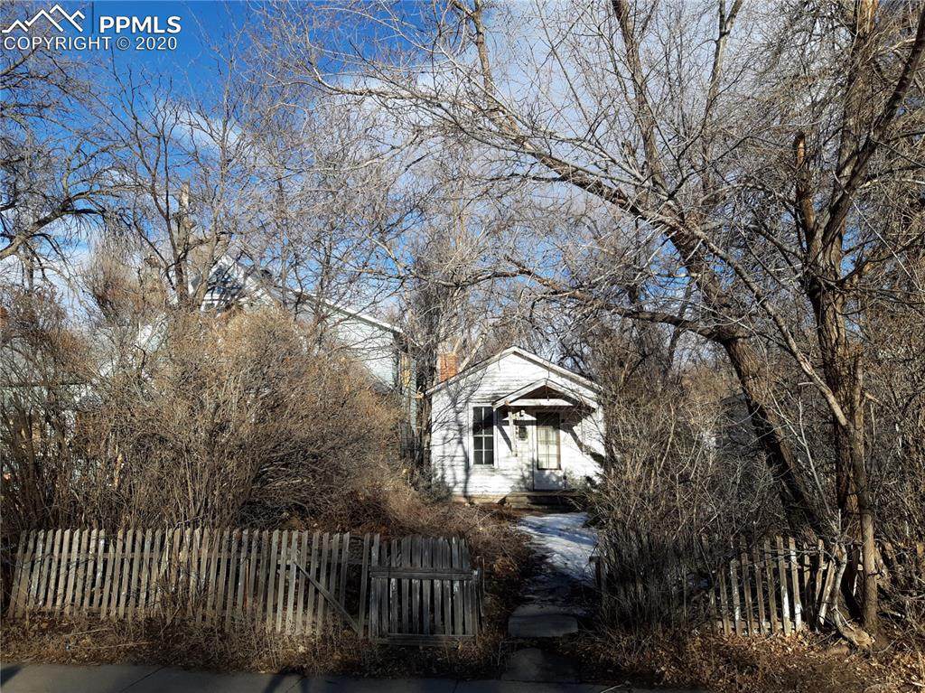 919 El Paso Street - Photo 1