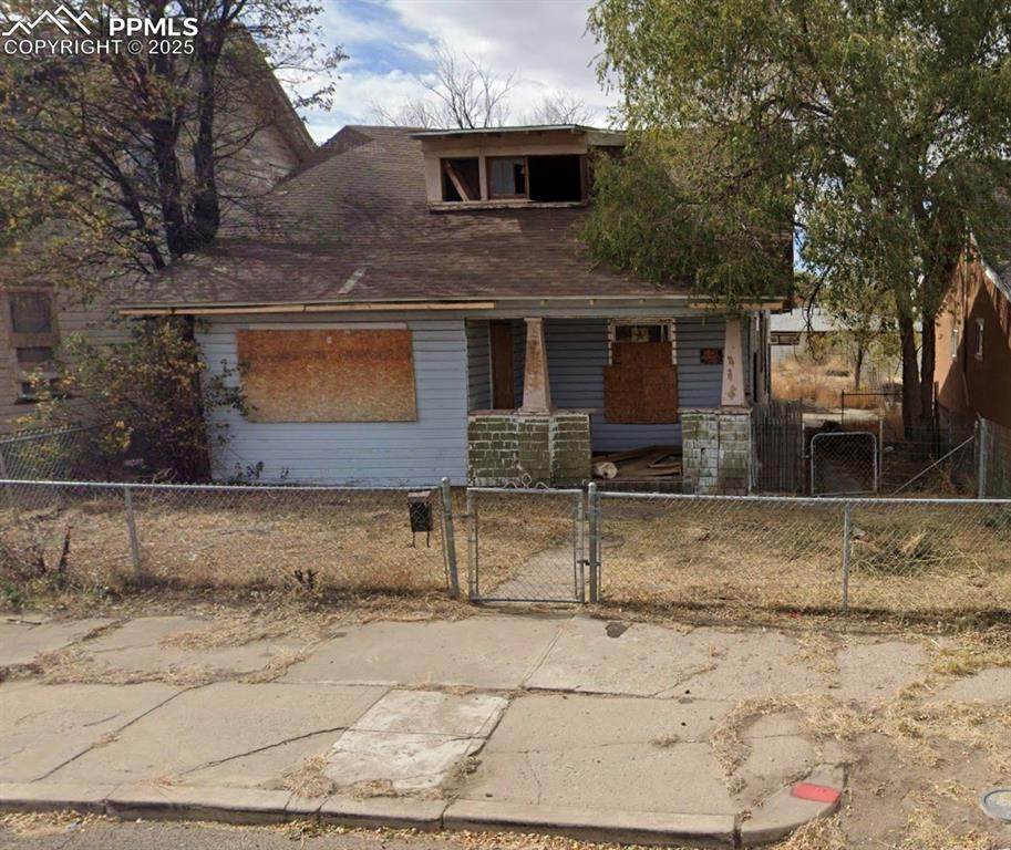 1006 Raton Avenue - Photo 1