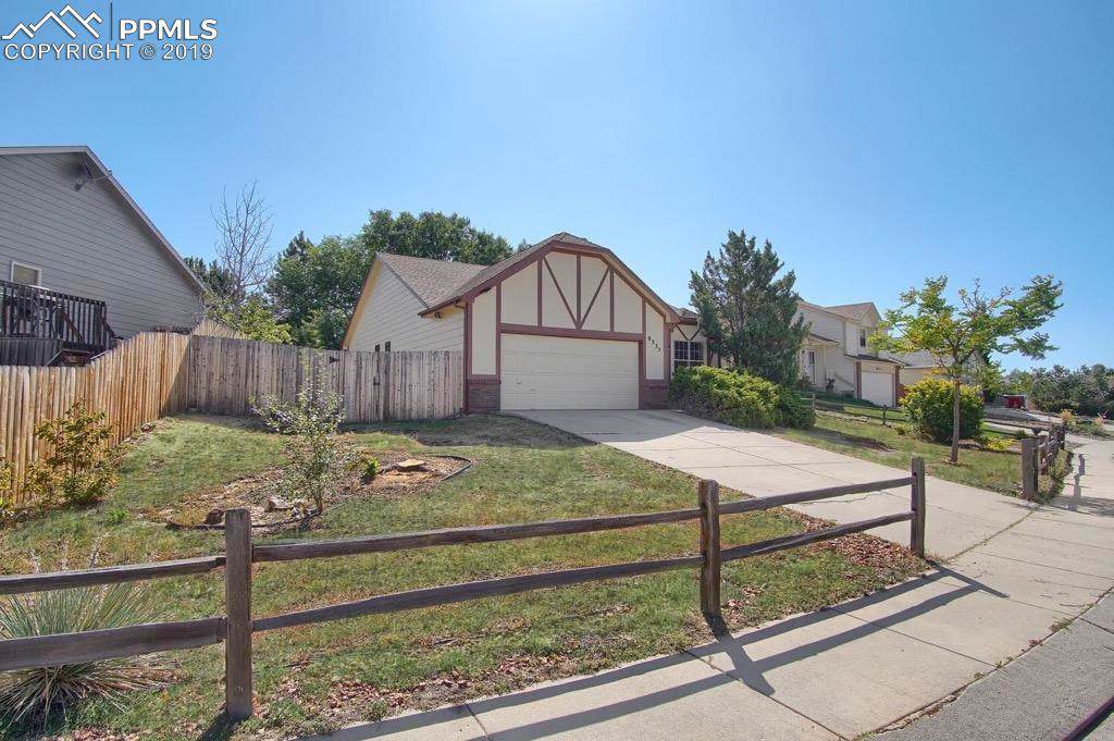 8335 Snapdragon Drive - Photo 1