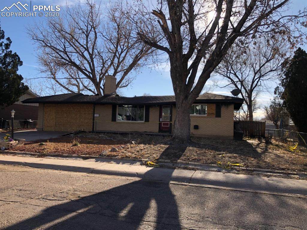 89 Watson Boulevard - Photo 1