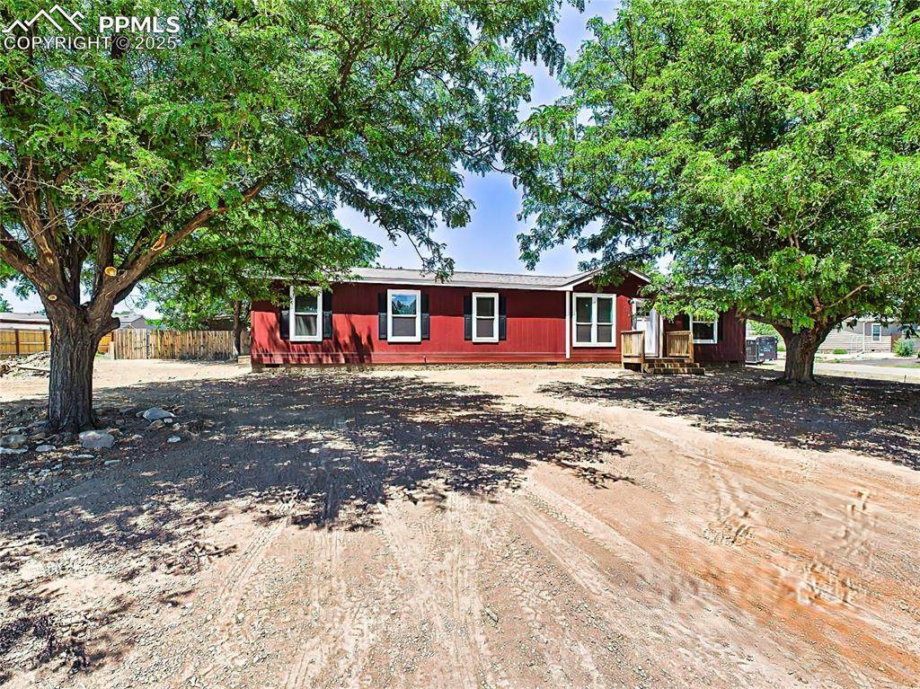 882 Tolstoi Drive - Photo 1