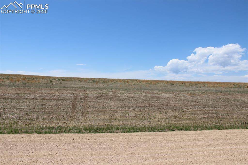 2990 Hoofprint Road - Photo 1