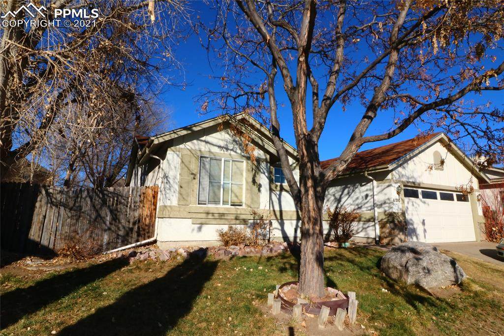 4510 Wintergreen Circle - Photo 1