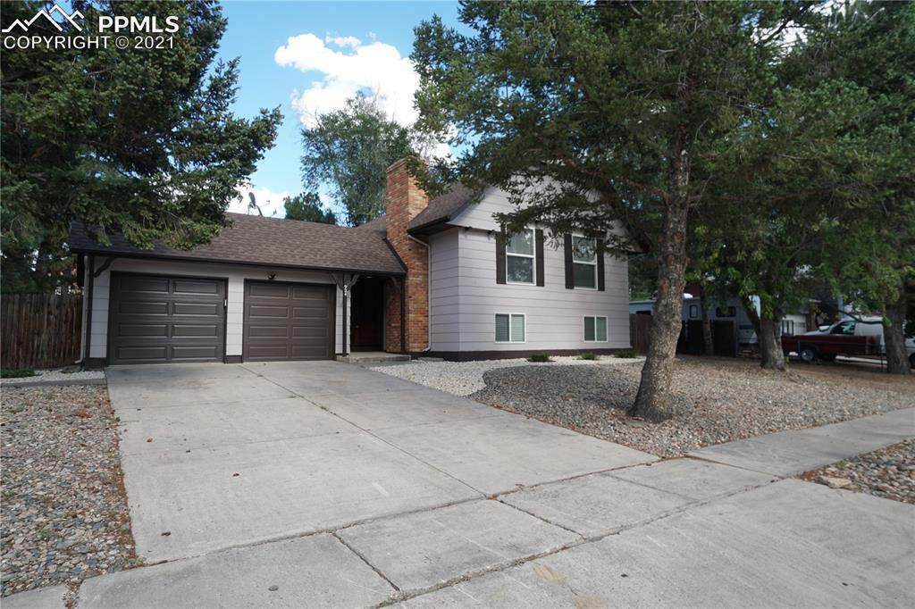 924 Magnolia Street - Photo 1