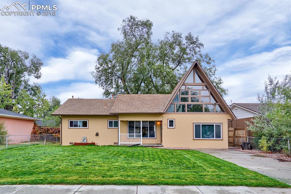 137 Norman Drive - Photo 1