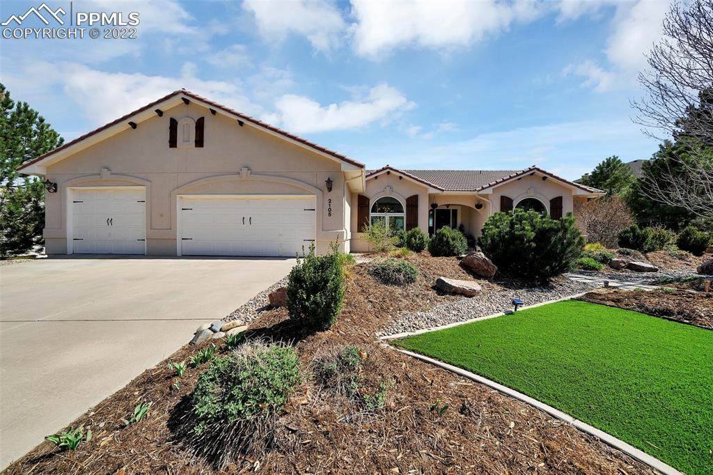 2105 Mulligan Drive - Photo 1