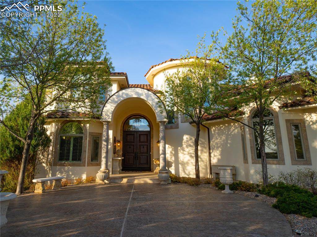 1221 Skyline Court - Photo 1