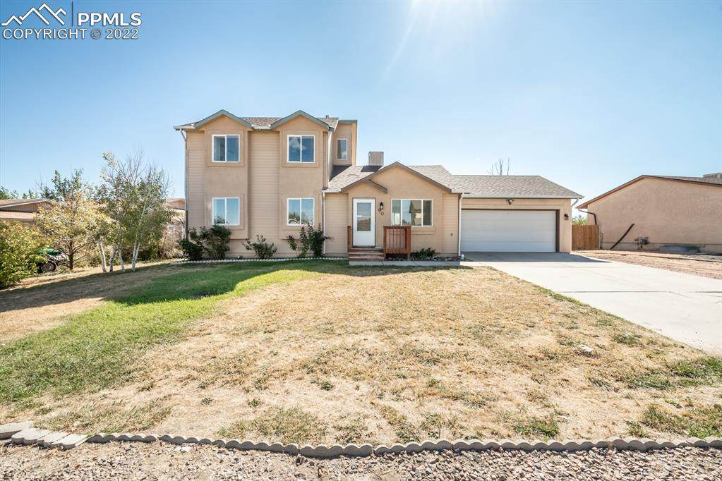 90 Falcon Drive - Photo 1