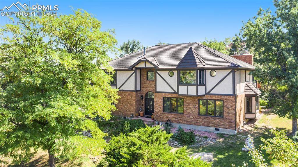 365 Wedgewood Court - Photo 1