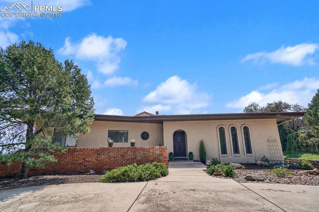 1501 Constellation Drive - Photo 1