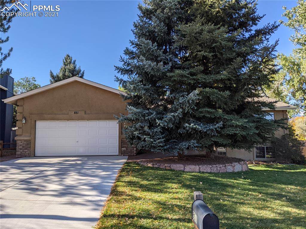 851 Pulpit Rock Circle - Photo 1