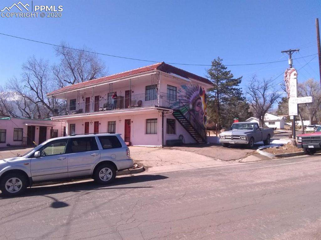 3401 Pikes Peak Avenue - Photo 1 3401 Pikes Peak Avenue - Photo 1