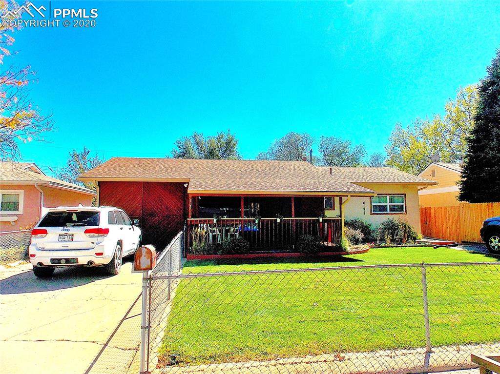 105 Esther Drive - Photo 1