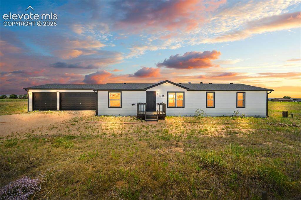 1385 Antelope Drive - Photo 1