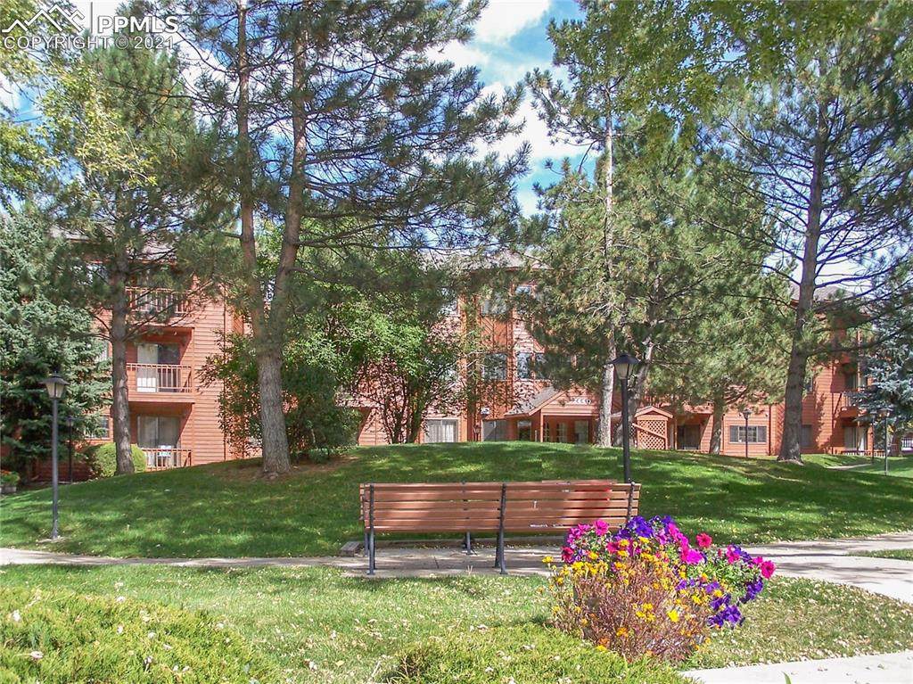 2440 Palmer Park Boulevard - Photo 1