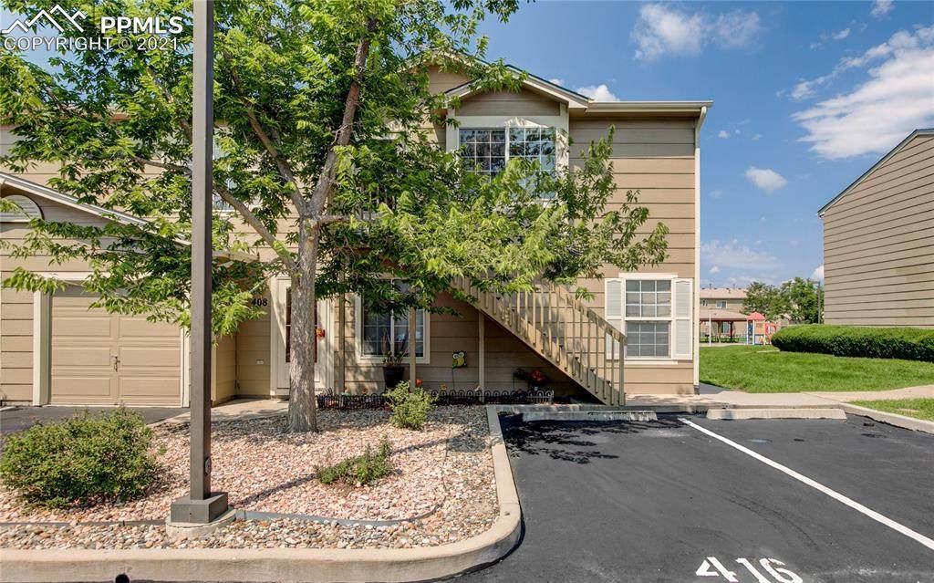 416 Ellers Grove - Photo 1