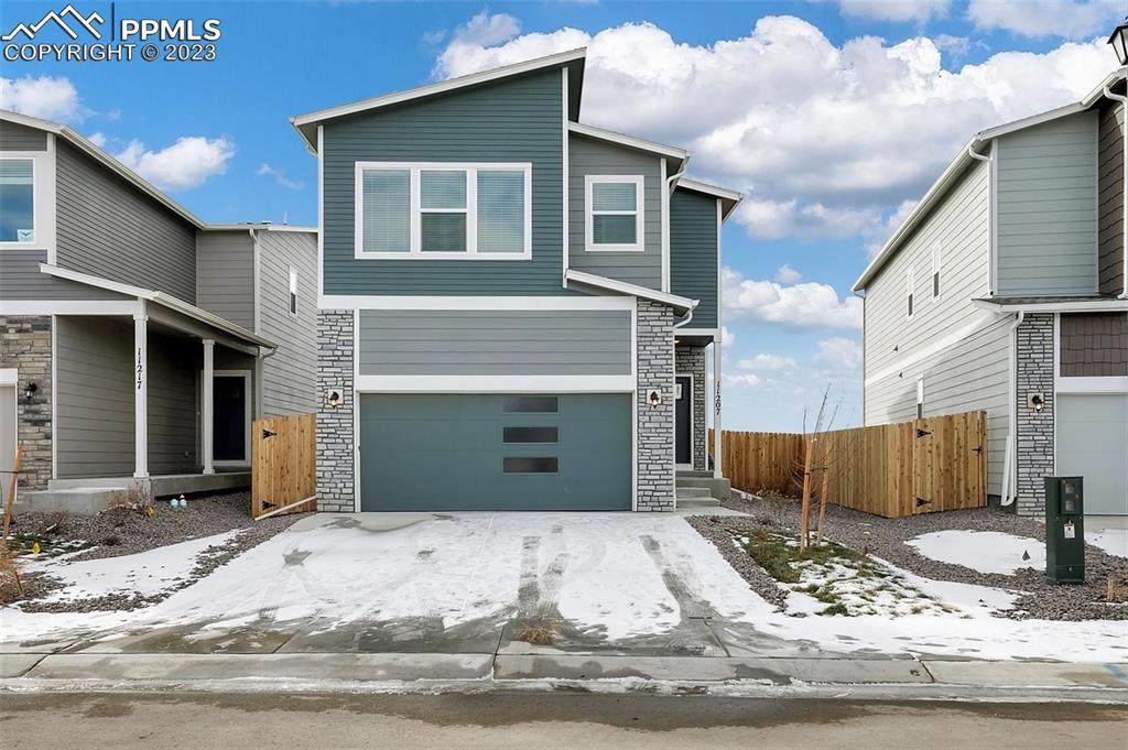 11207 House Finch Lane - Photo 1