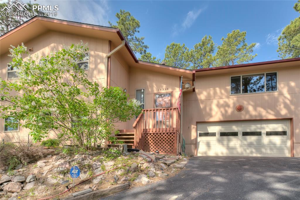 15330 Sun Hills Drive - Photo 1