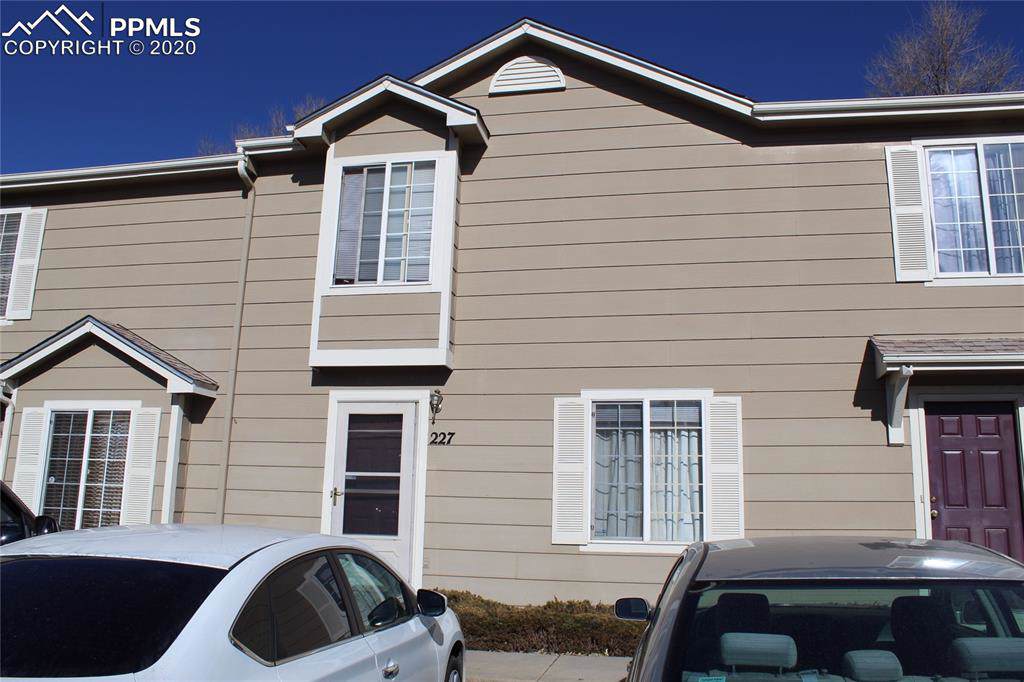 227 Ellers Grove - Photo 1