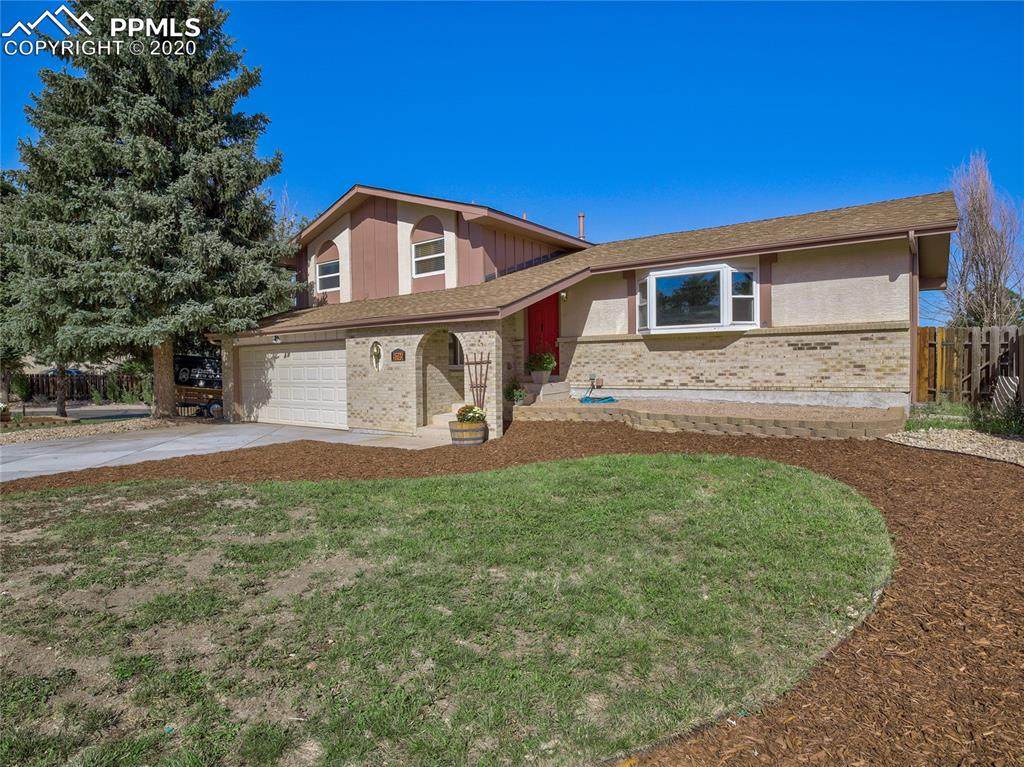 5765 Escapardo Way - Photo 1