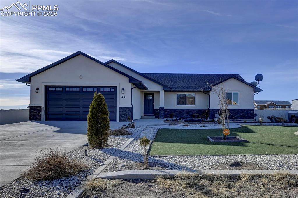40 Lyons Drive - Photo 1