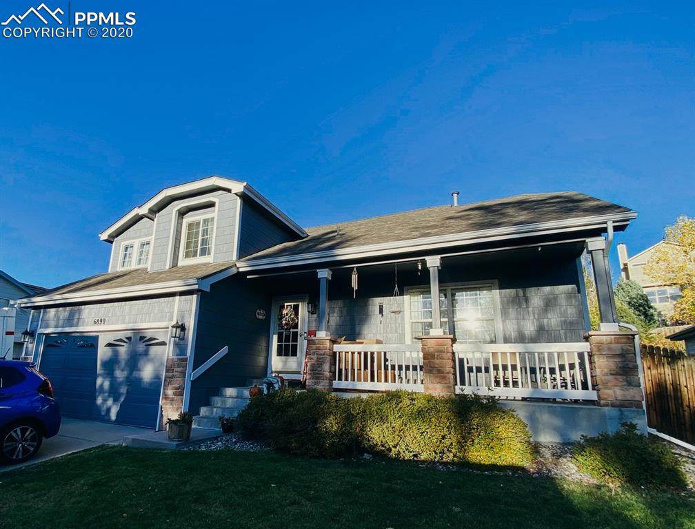 6890 Blazing Trail Drive - Photo 1