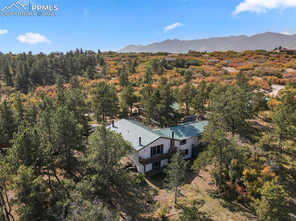 2910 Chennault Road - Photo 1