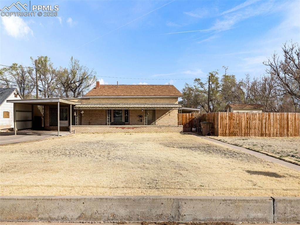 501 6th Street - Photo 1