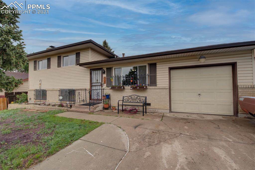 2142 Olympic Drive - Photo 1