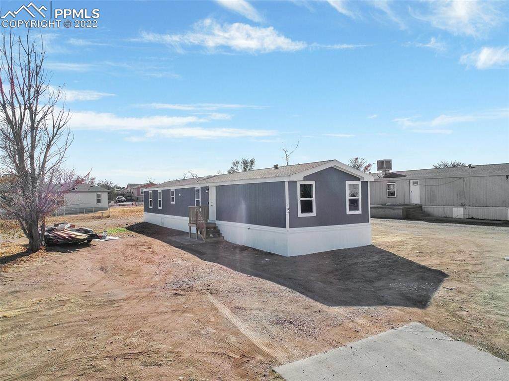 134 Countryside Drive - Photo 1
