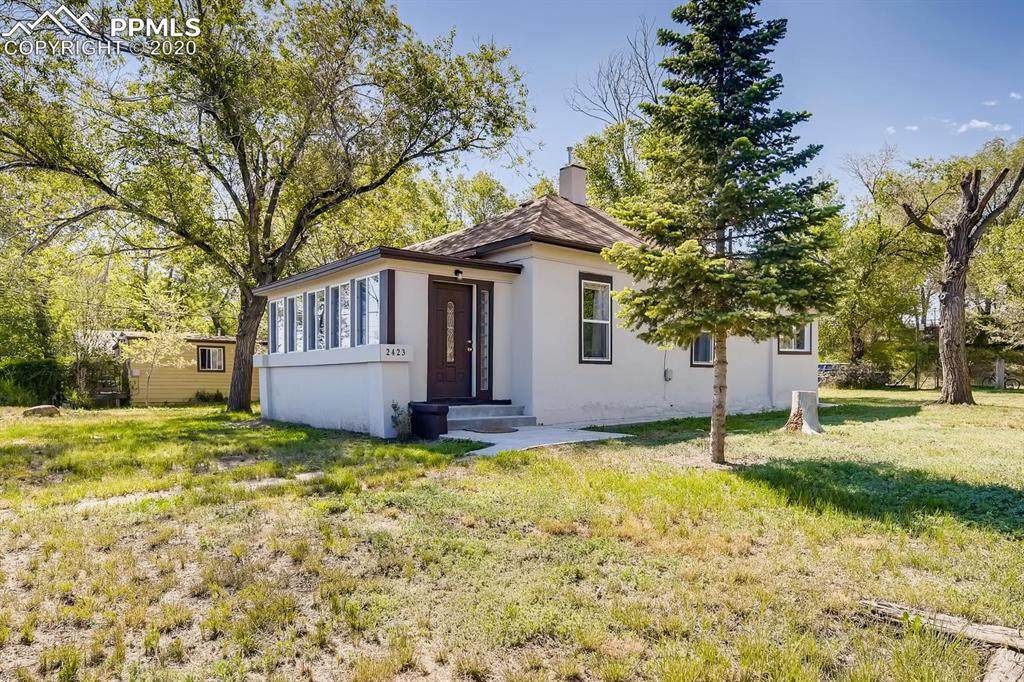 2423 Wheeler Avenue - Photo 1
