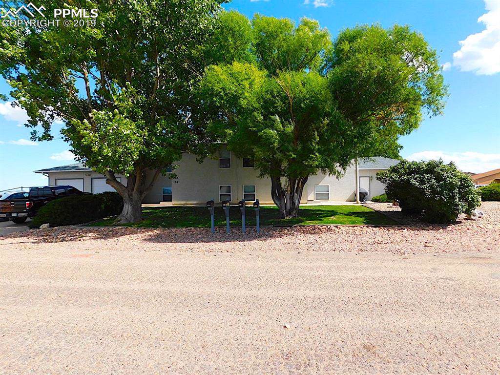 198 Empress Drive - Photo 1