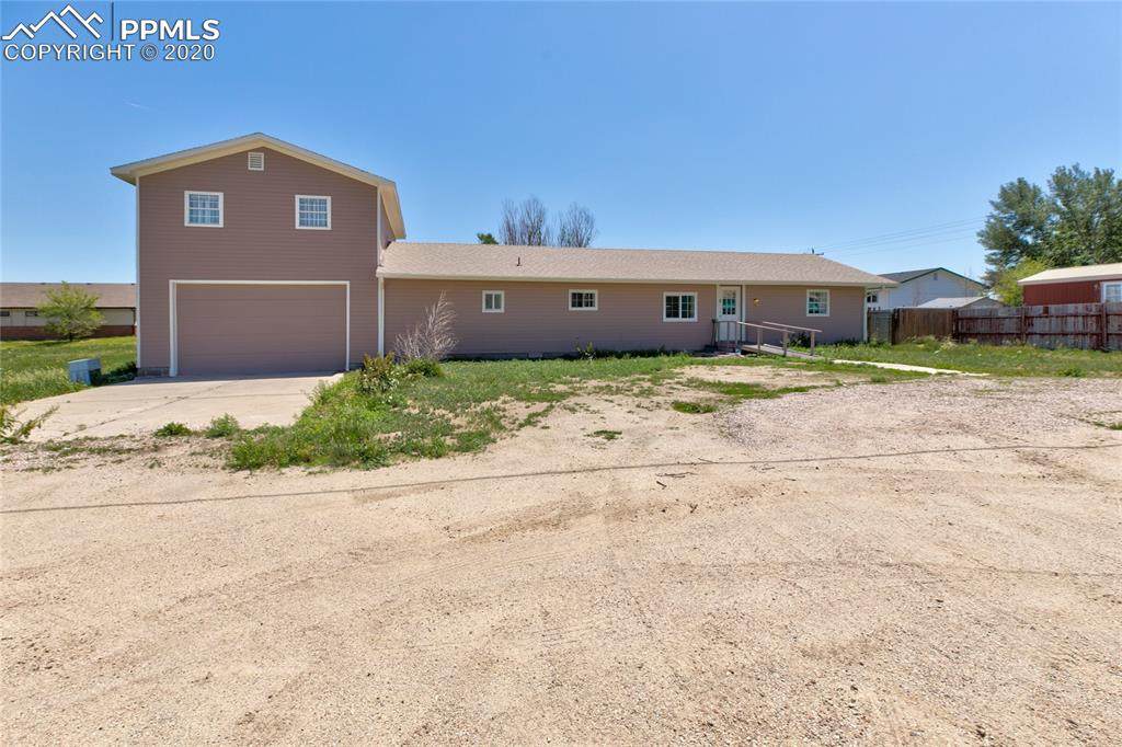 602 Monument Street - Photo 1