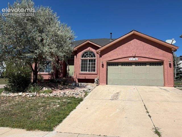 1112 Meadow Oaks Drive - Photo 1