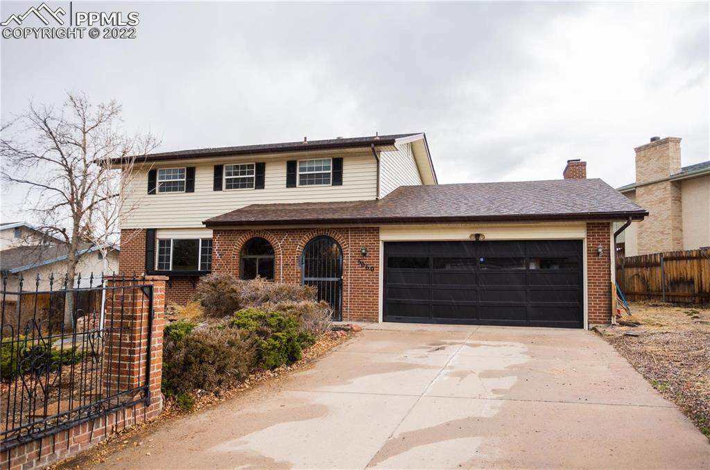 5060 Barcelona Way - Photo 1