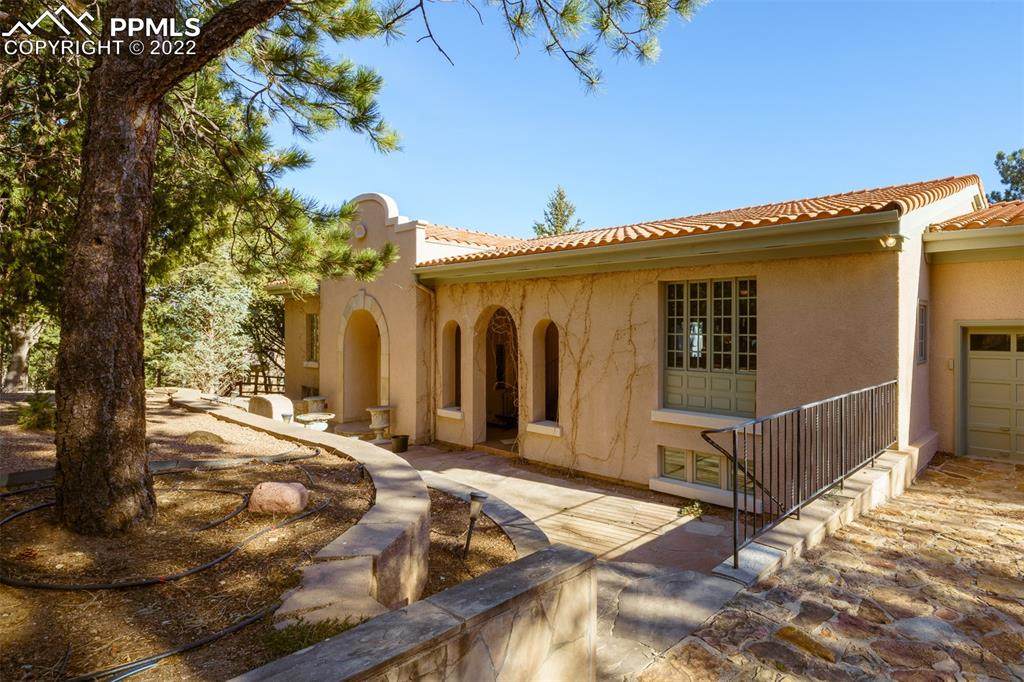 19 Upland Road - Photo 1